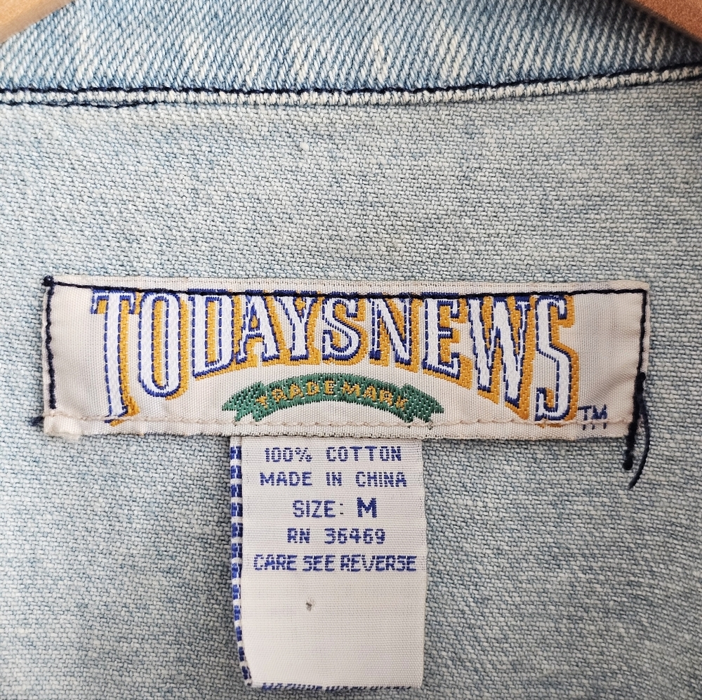 Vintage Western Sequin Coyote Moon Art Denim Jacket Desert Cactus Statement M - Picture 7 of 16